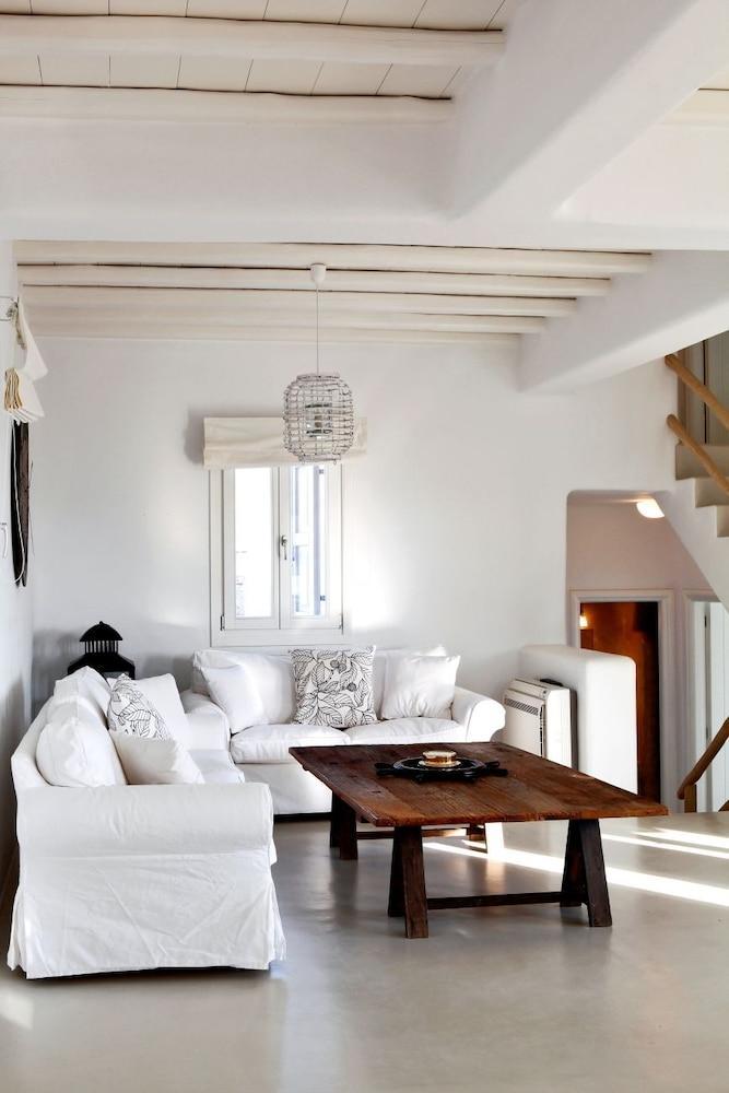 Elia White Villa
