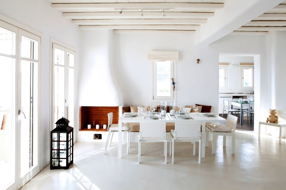 Elia White * Elia (Mykonos)
