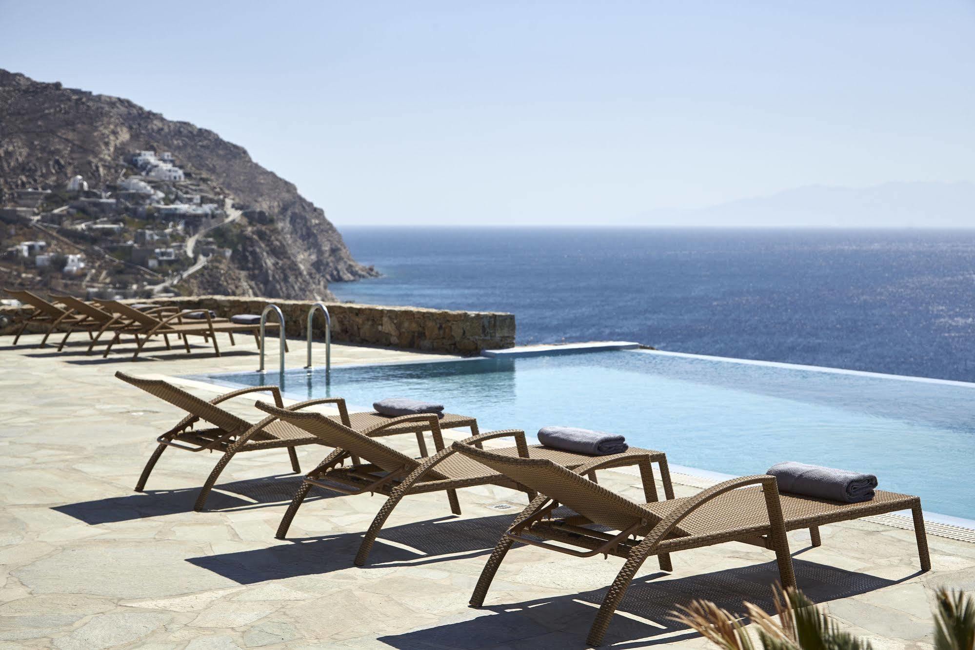 Elia White * Elia (Mykonos)