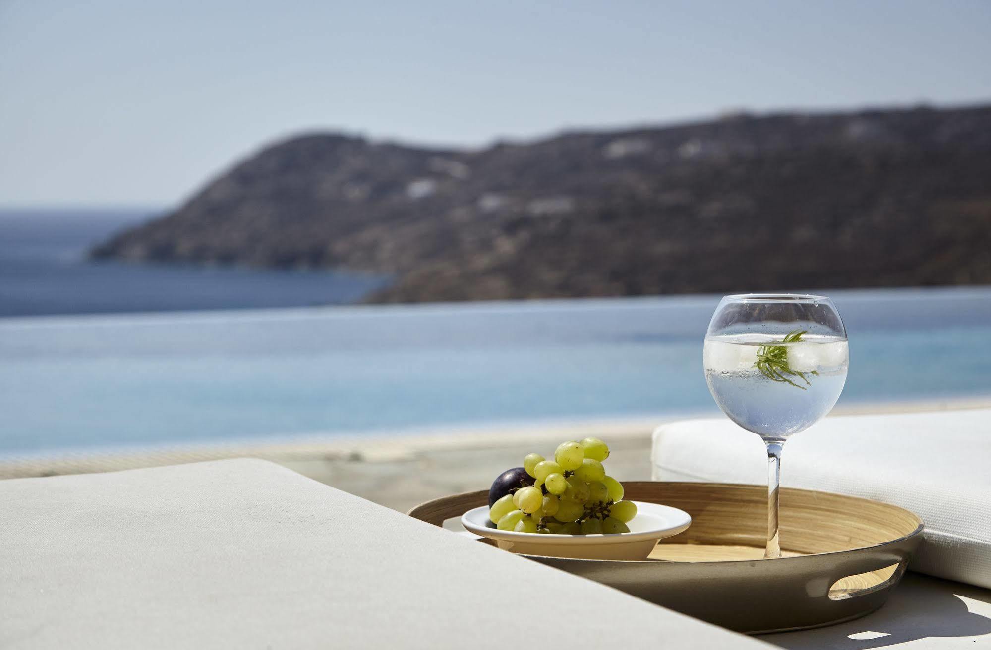 Elia White * Elia (Mykonos)